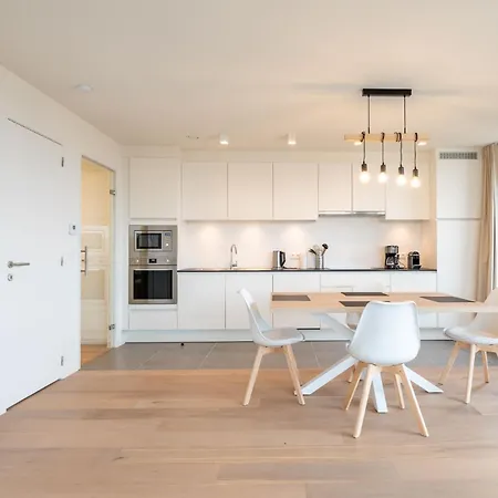 Luxurious With 2 Bedrooms And Balcony * 奥斯滕德