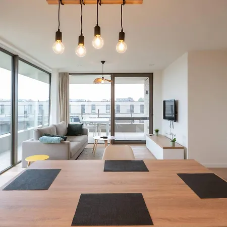 Apartment Luxurious With 2 Bedrooms And Balcony Ostend