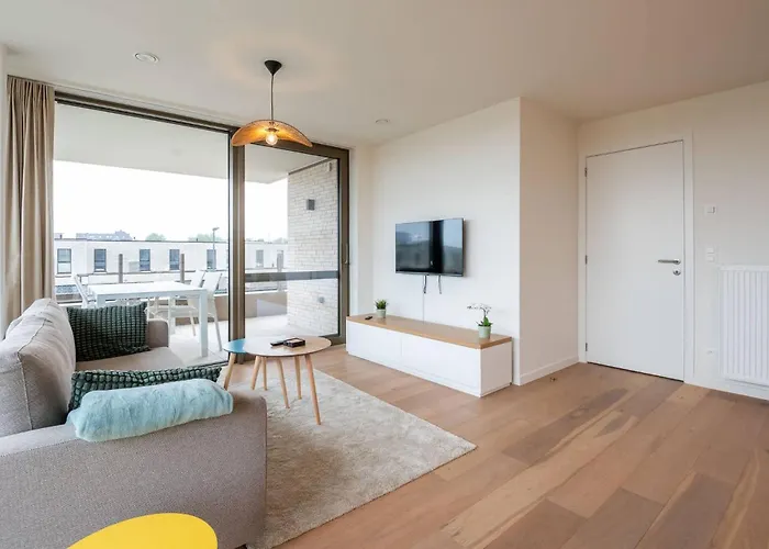 Appartement Luxurious With 2 Bedrooms And Balcony *