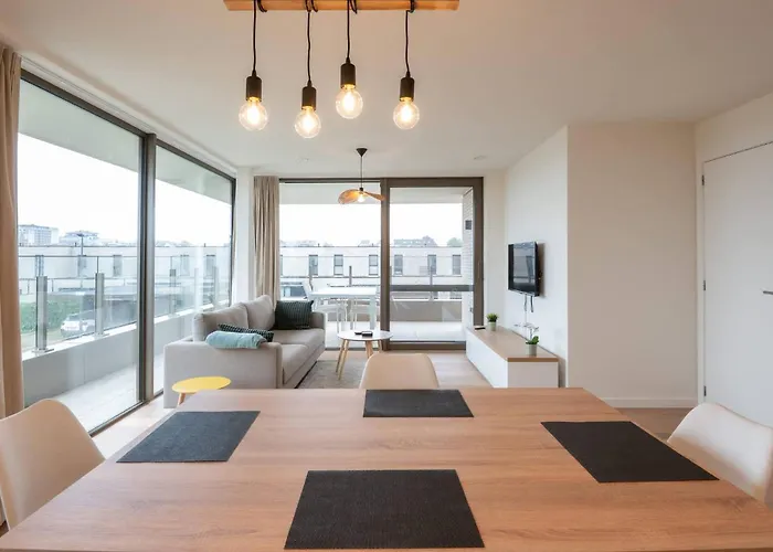 Apartment Luxurious With 2 Bedrooms And Balcony Ostend