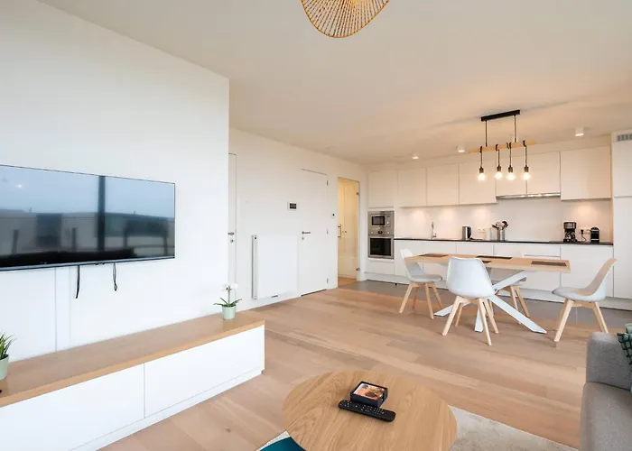 Luxurious With 2 Bedrooms And Balcony Ostende